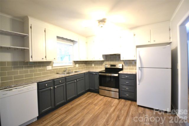 501 White Oak Lane, Matthews, NC 28104