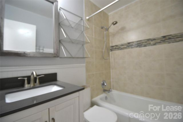 501 White Oak Lane, Matthews, NC 28104