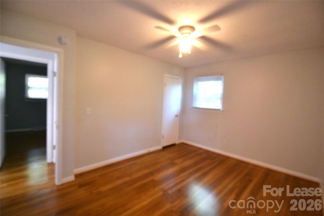 501 White Oak Lane, Matthews, NC 28104