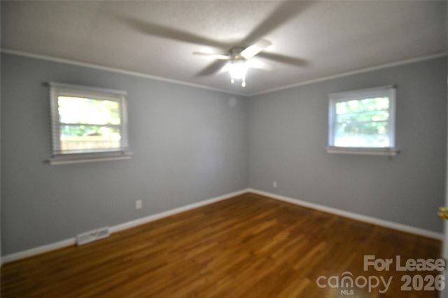 501 White Oak Lane, Matthews, NC 28104
