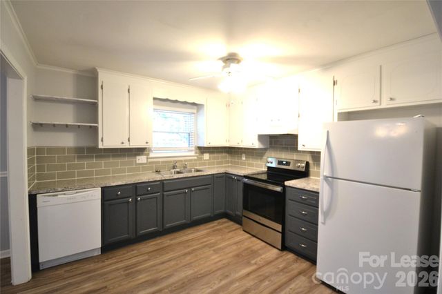 501 White Oak Lane, Matthews, NC 28104