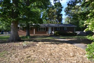 501 White Oak Lane, Matthews, NC 28104