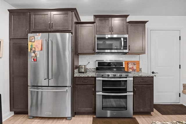 173 Fern Ct, Buchanan, TN 38222