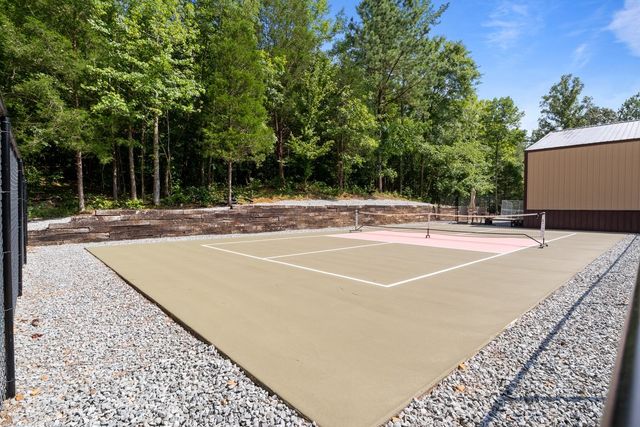 173 Fern Ct, Buchanan, TN 38222