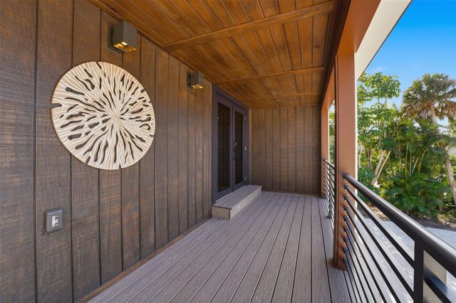 2795 N BEACH ROAD B, Englewood, FL 34223