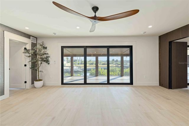 2795 N BEACH ROAD B, Englewood, FL 34223