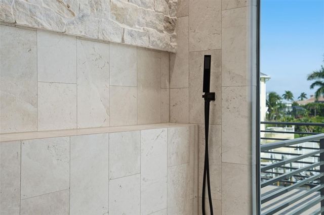 2795 N BEACH ROAD B, Englewood, FL 34223