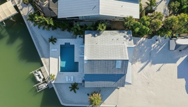 2795 N BEACH ROAD B, Englewood, FL 34223