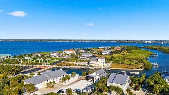 2795 N BEACH ROAD B, Englewood, FL 34223