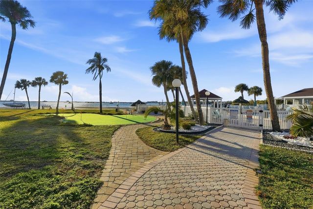 3585 41ST WAY S B, St Petersburg, FL 33711