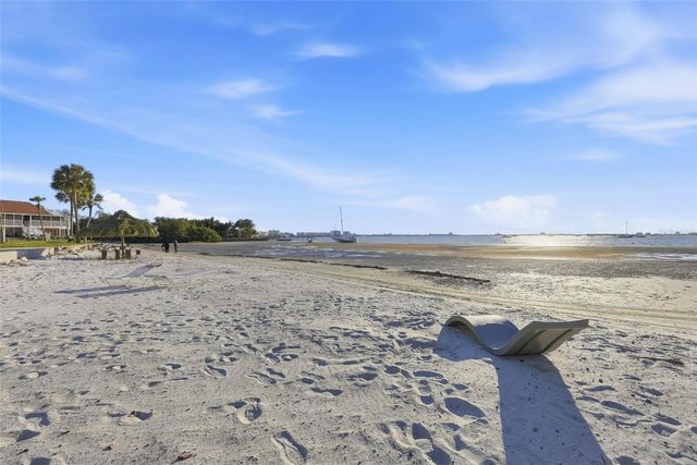 3585 41ST WAY S B, St Petersburg, FL 33711