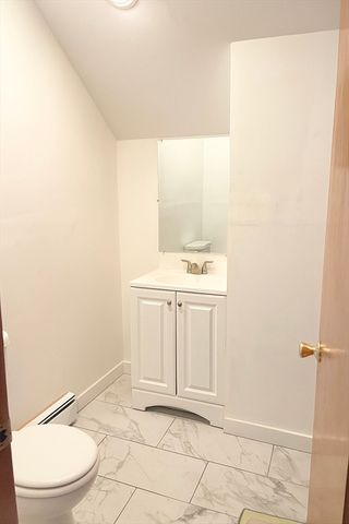 345 Park Ave 3R, Worcester, MA 01610