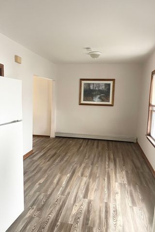 345 Park Ave 3R, Worcester, MA 01610