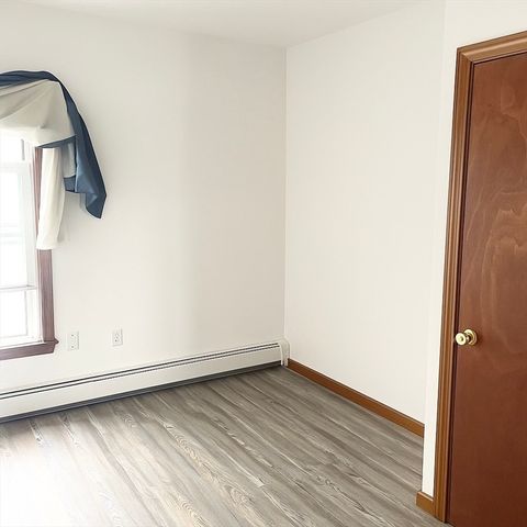 345 Park Ave 3R, Worcester, MA 01610