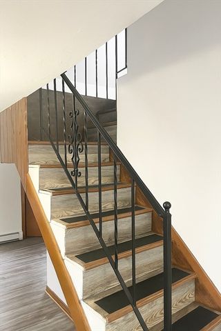 345 Park Ave 3R, Worcester, MA 01610