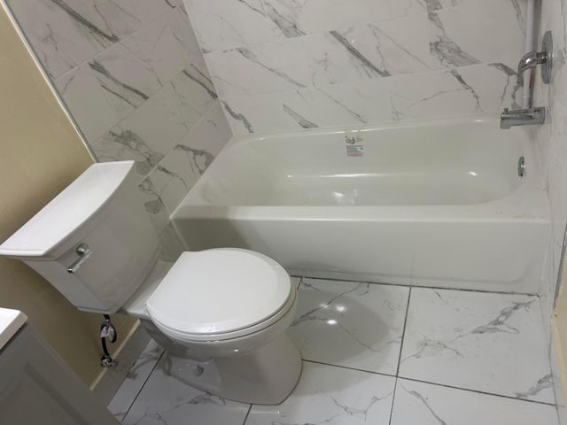 2451 NW 41st Avenue 307, Lauderhill, FL 33313