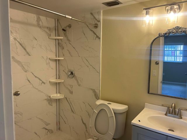 2451 NW 41st Avenue 307, Lauderhill, FL 33313