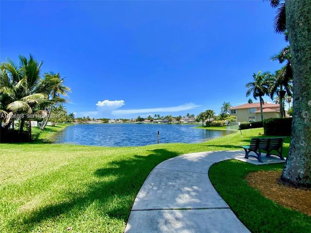 4938 SW 33rd Way, Hollywood, FL 33312