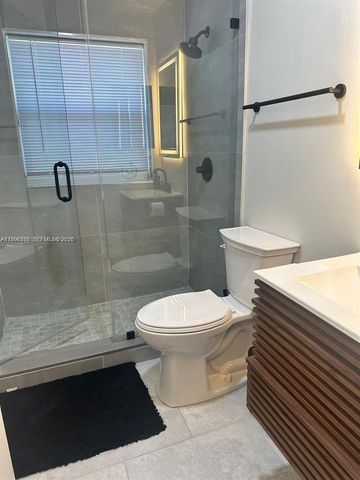 4938 SW 33rd Way, Hollywood, FL 33312