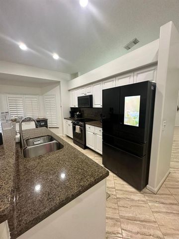 4938 SW 33rd Way, Hollywood, FL 33312