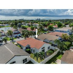 4938 SW 33rd Way, Hollywood, FL 33312