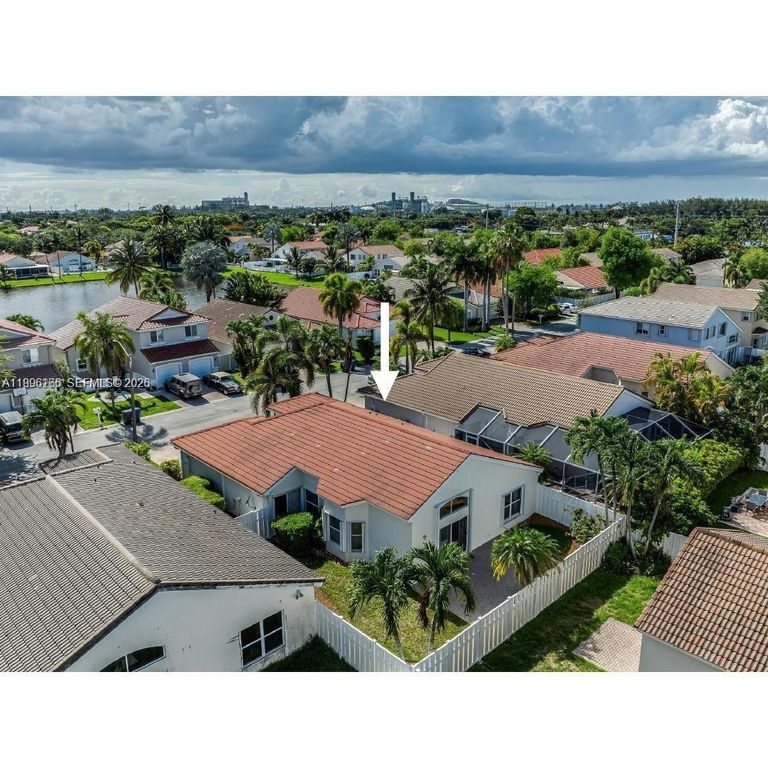 4938 SW 33rd Way, Hollywood, FL 33312