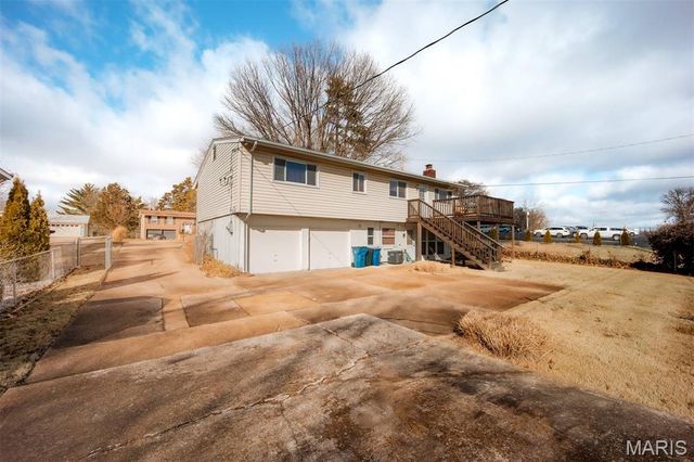 624 Sandy Oak Drive, Manchester, MO 63021