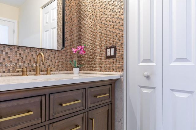 2101 S Ocean Dr 2804, Hollywood, FL 33019