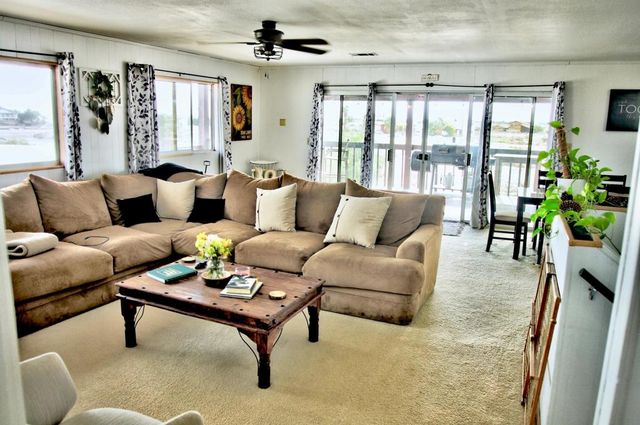 111 Marseille Lane, Thermal, CA 92274