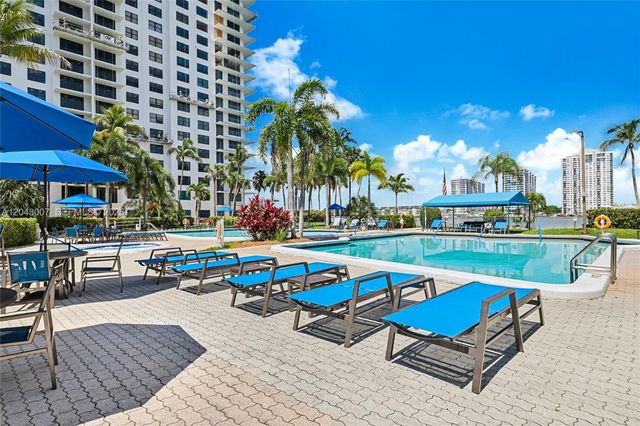 18181 NE 31st Court 506, Aventura, FL 33160