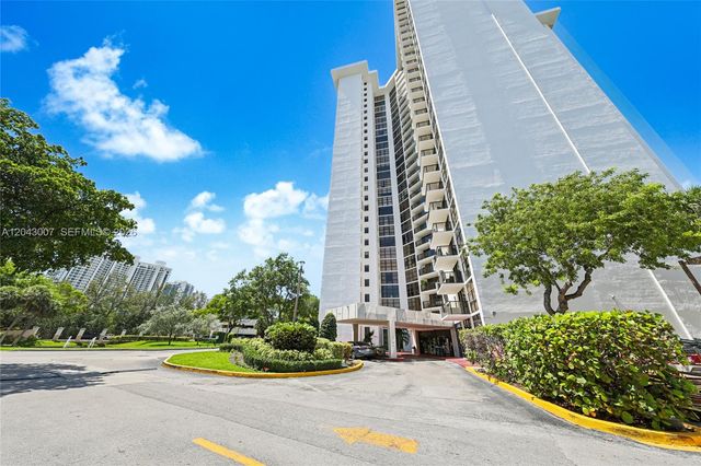 18181 NE 31st Court 506, Aventura, FL 33160