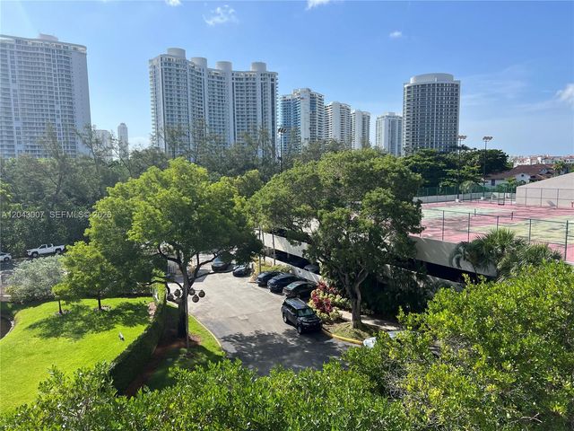 18181 NE 31st Court 506, Aventura, FL 33160