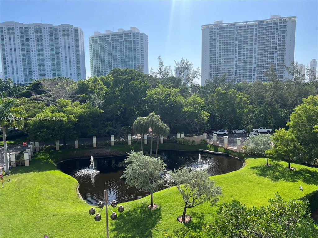 18181 NE 31st Court 506, Aventura, FL 33160