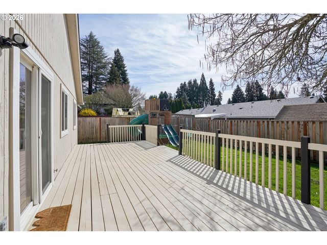 1030 Nw RACHEL St, Hillsboro, OR 97124