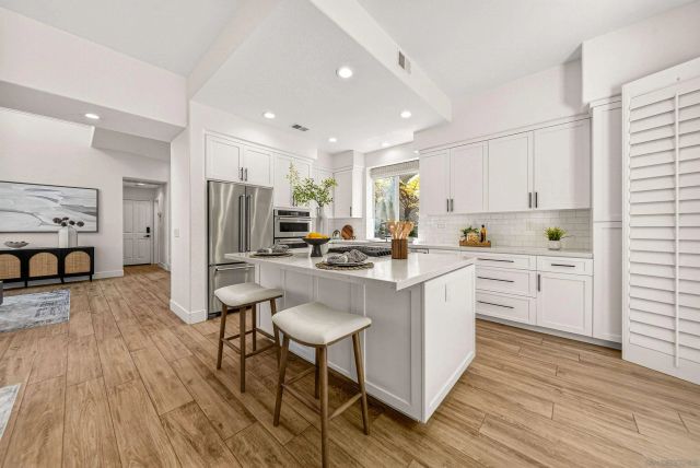 7100 Surfbird, Carlsbad, CA 92011