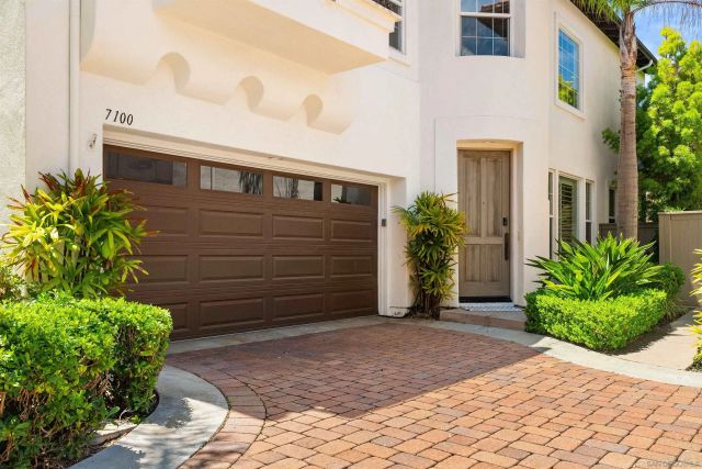 7100 Surfbird, Carlsbad, CA 92011