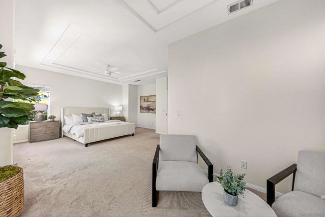 7100 Surfbird, Carlsbad, CA 92011