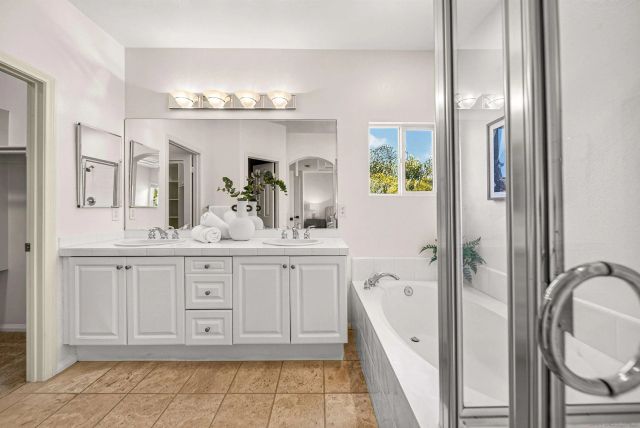 7100 Surfbird, Carlsbad, CA 92011