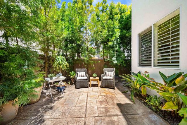 7100 Surfbird, Carlsbad, CA 92011
