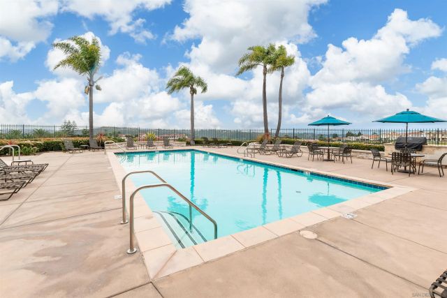 7100 Surfbird, Carlsbad, CA 92011