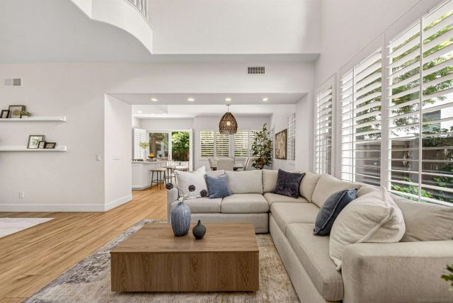 7100 Surfbird, Carlsbad, CA 92011