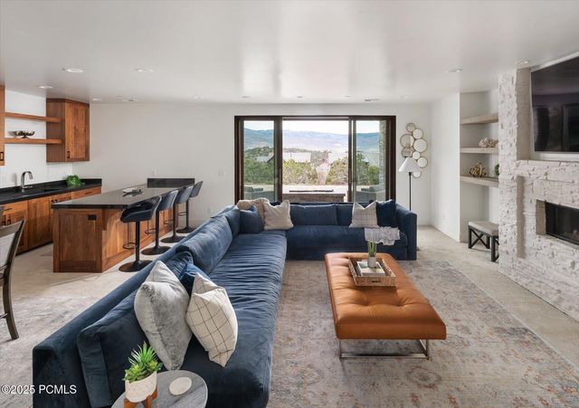 748 N Explorer Peak Drive, Heber City, UT 84032