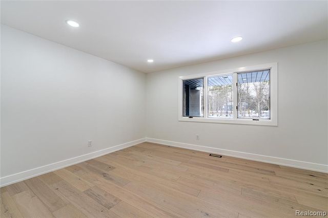 22959 Bristol Court, Bingham Farms, MI 48025