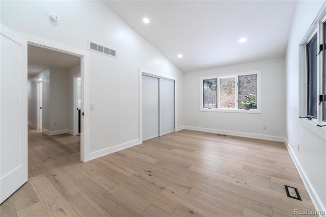 22959 Bristol Court, Bingham Farms, MI 48025