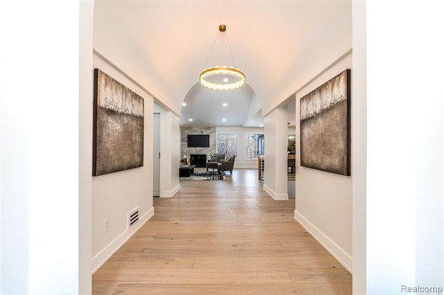 22959 Bristol Court, Bingham Farms, MI 48025