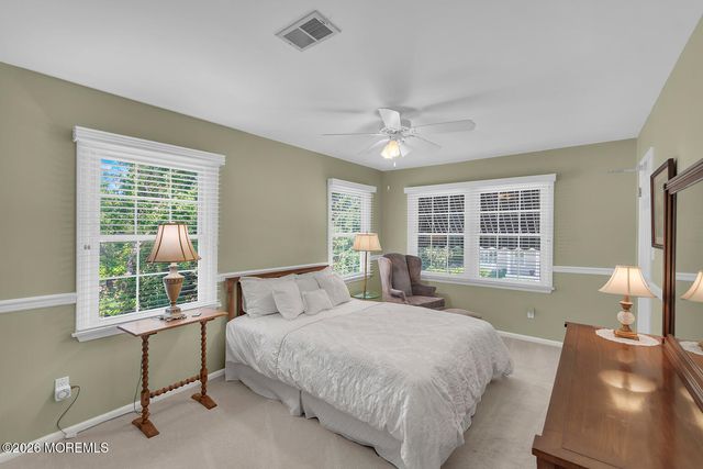 35 Hendrickson Place, Fair Haven, NJ 07704