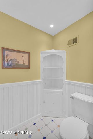 35 Hendrickson Place, Fair Haven, NJ 07704