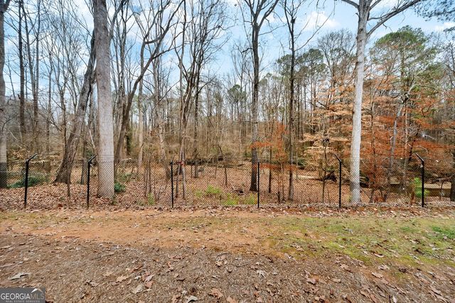 711 Glenleaf Drive, Peachtree Corners, GA 30092