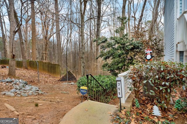 711 Glenleaf Drive, Peachtree Corners, GA 30092