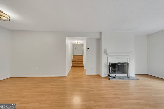 711 Glenleaf Drive, Peachtree Corners, GA 30092